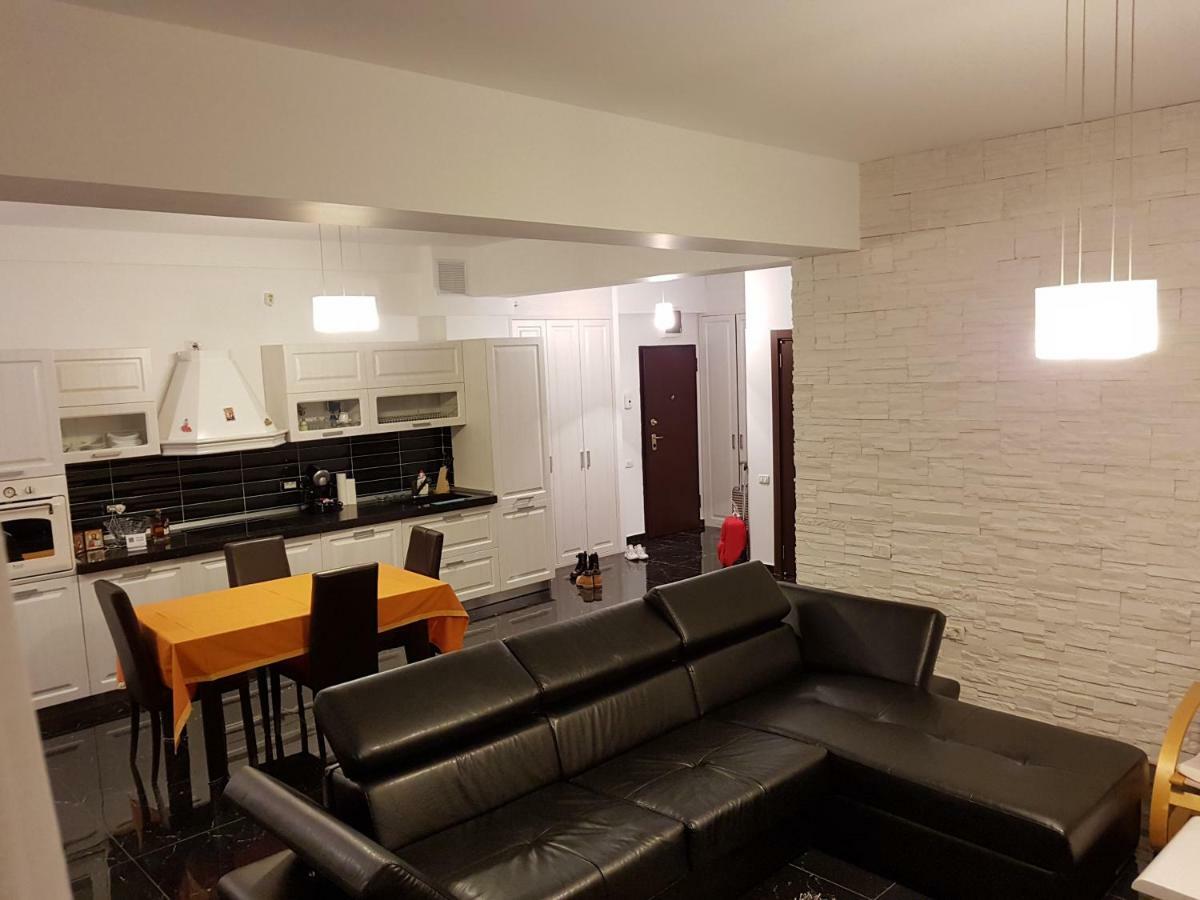 Apartament Mamaia Sat Năvodari Esterno foto